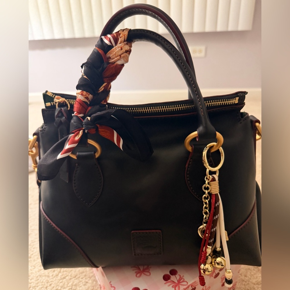 Dooney & Bourke Black Satchel 30